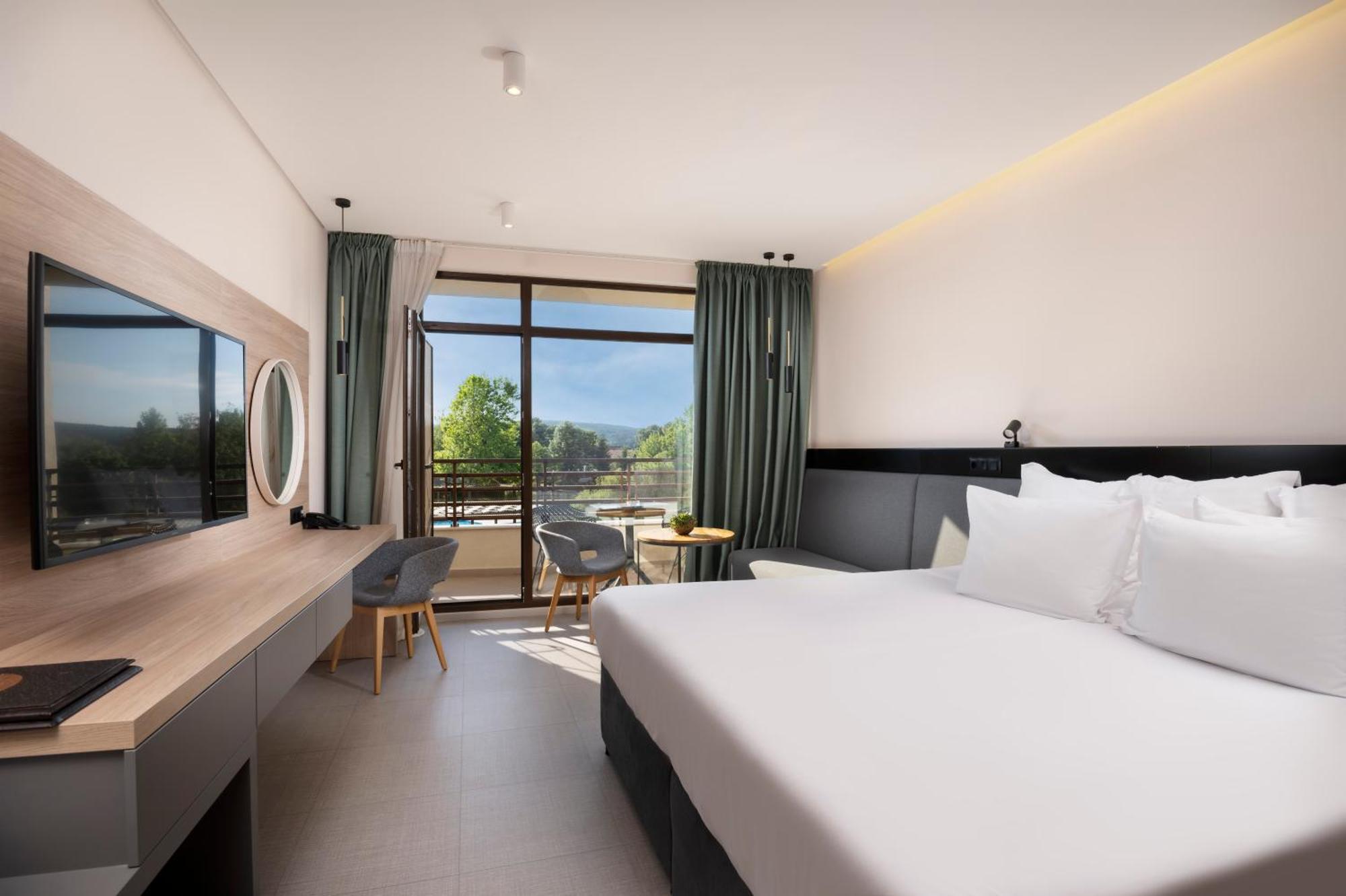 Hotel Sevtopolis Medical & Spa Pavel Banya Exterior photo